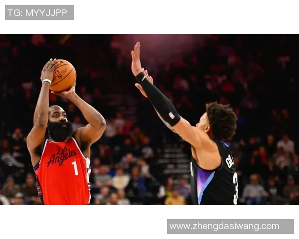 最新篮球明星崛起引发热议他们的表现如何改变比赛格局和球迷期待 最新篮球明星崛起引发热议他们的表现如何改变比赛格局和球迷期待